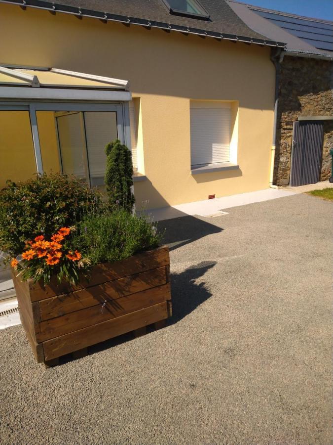 Gilles Diais Apartment Louisfert Екстериор снимка